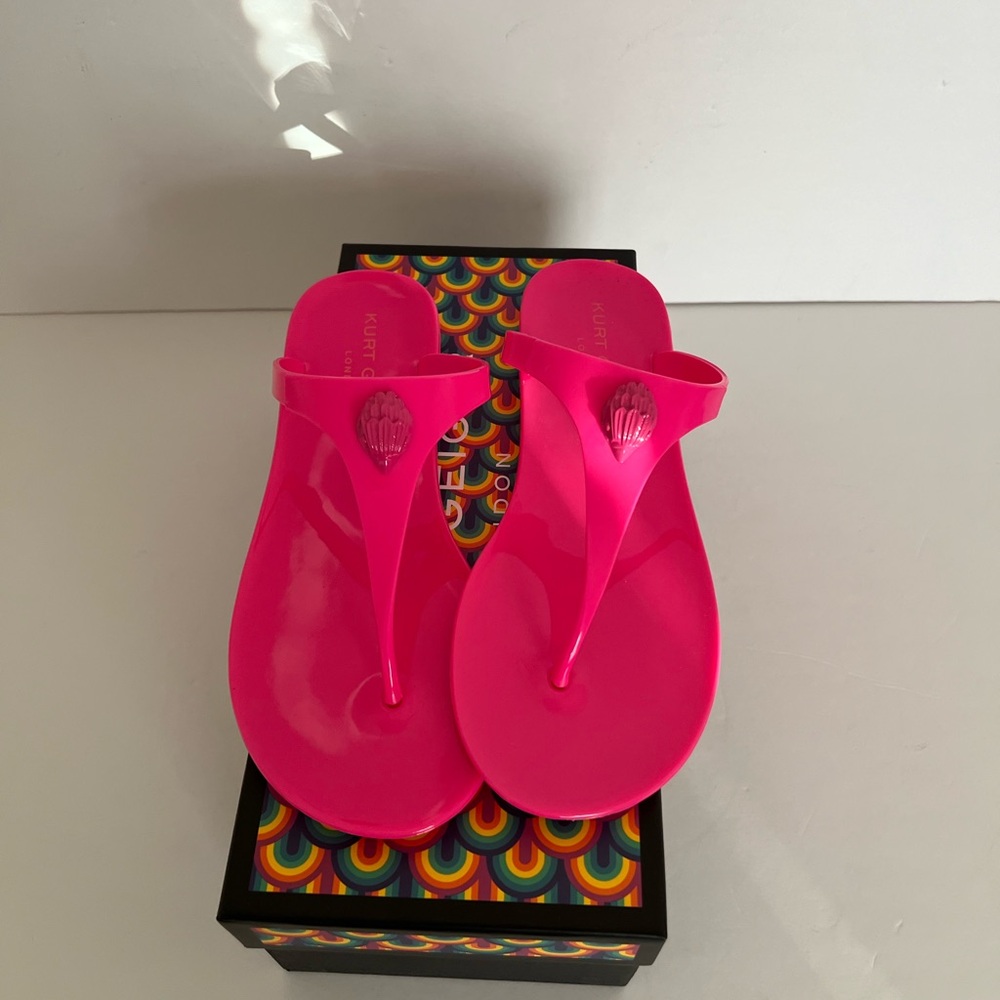 Authentic NWB Kurt Geiger London Maddison T-Bar Sandal,Pink - Picture 3 of 8